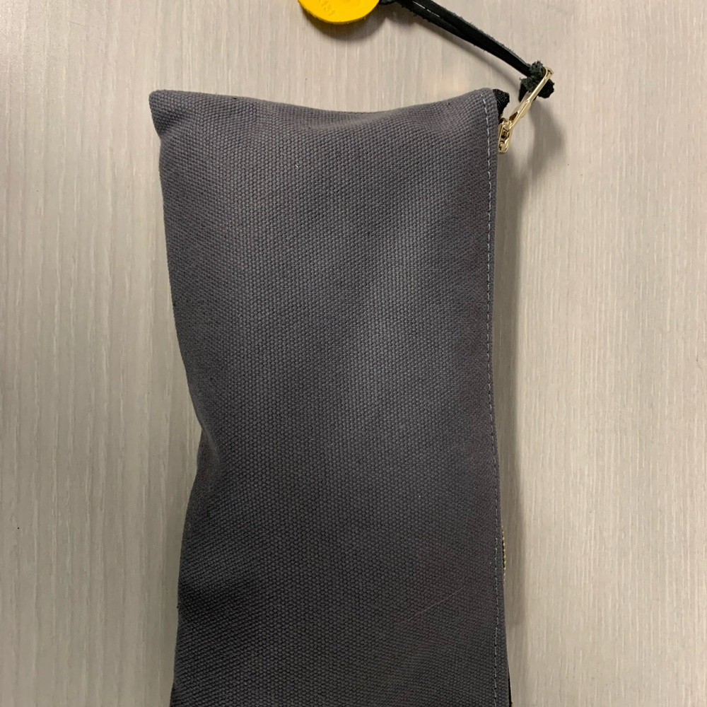 ***SOLD*** R. Riveter Otto Bag - Picture 5 of 9